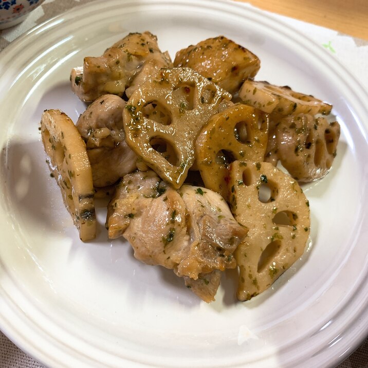 れんこんと鶏肉の青のりバター